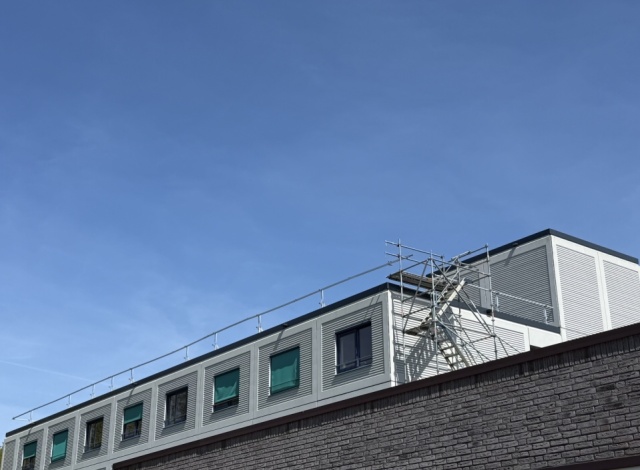 Aluminium muurkappen als perfecte dakrandafwerking