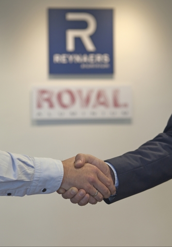Overname door Reynaers Aluminium